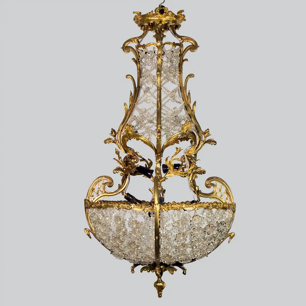 kattokruunu-1800-luvun-lopulta Kattokruunu, 1800-luvun loppu