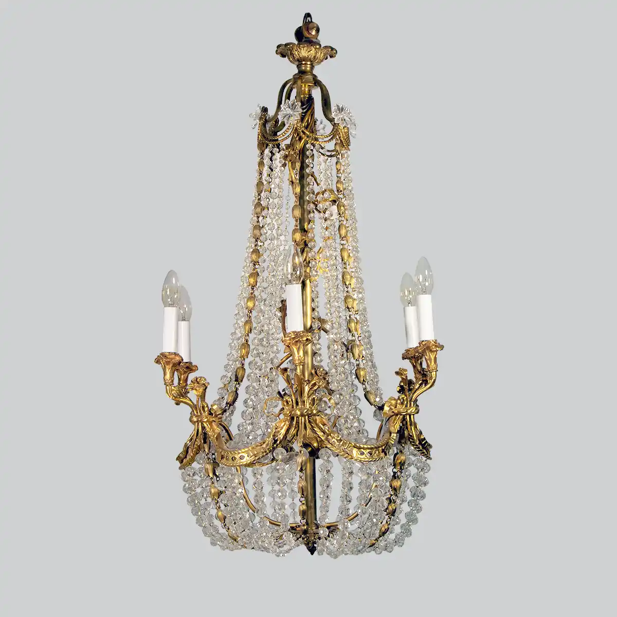 kristallikruunu-1800-luku Kristallikruunu, 1800-luvun loppu