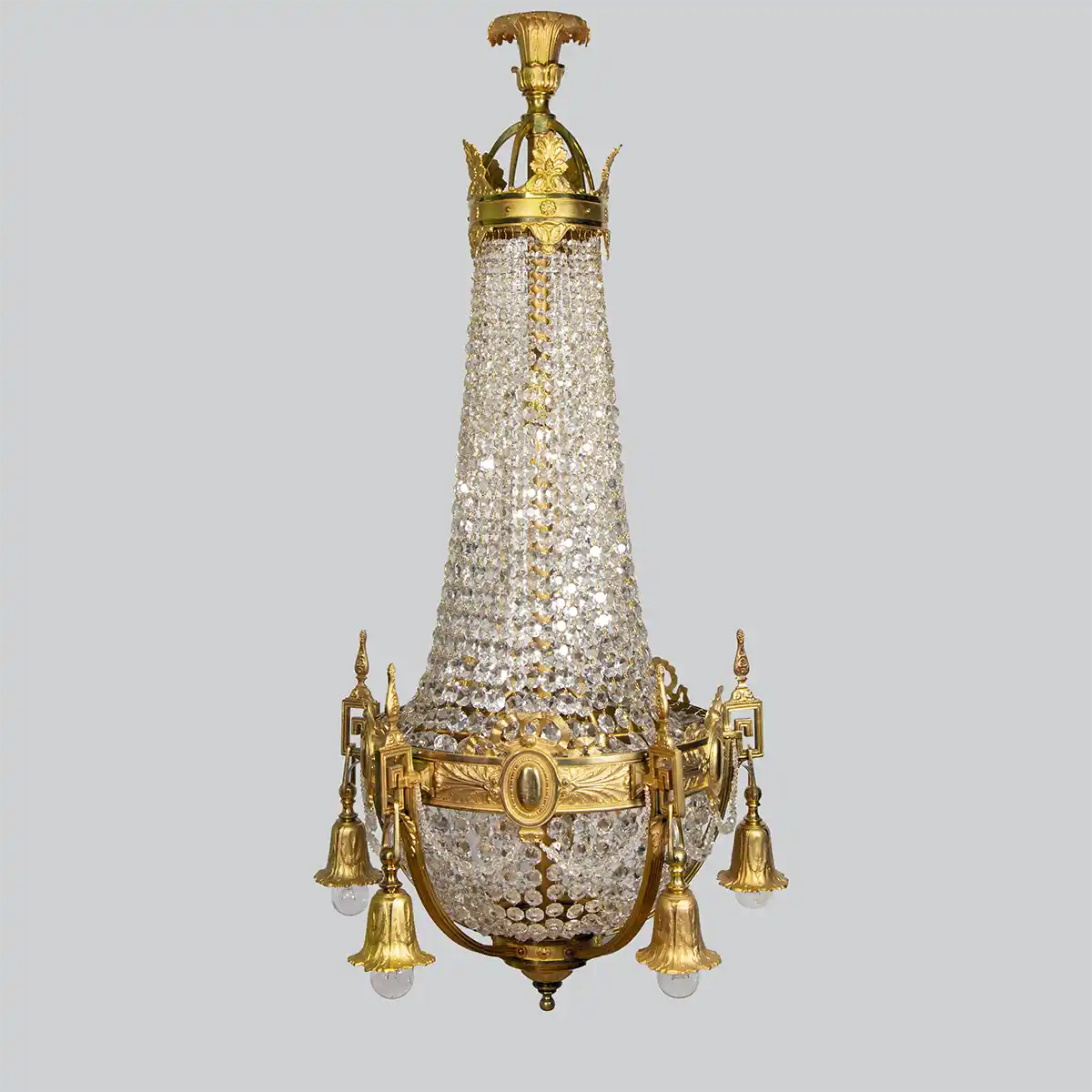 kristallikruunu-pronssi-vuodelta-1880 Kristallikruunu pronssia, vuodelta 1880